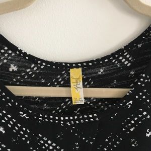 Free People Tops - Free People Cutout Keyhole Ruffle Tank Free People Tops - Free People Cutout Keyhole Ruffle Tank
